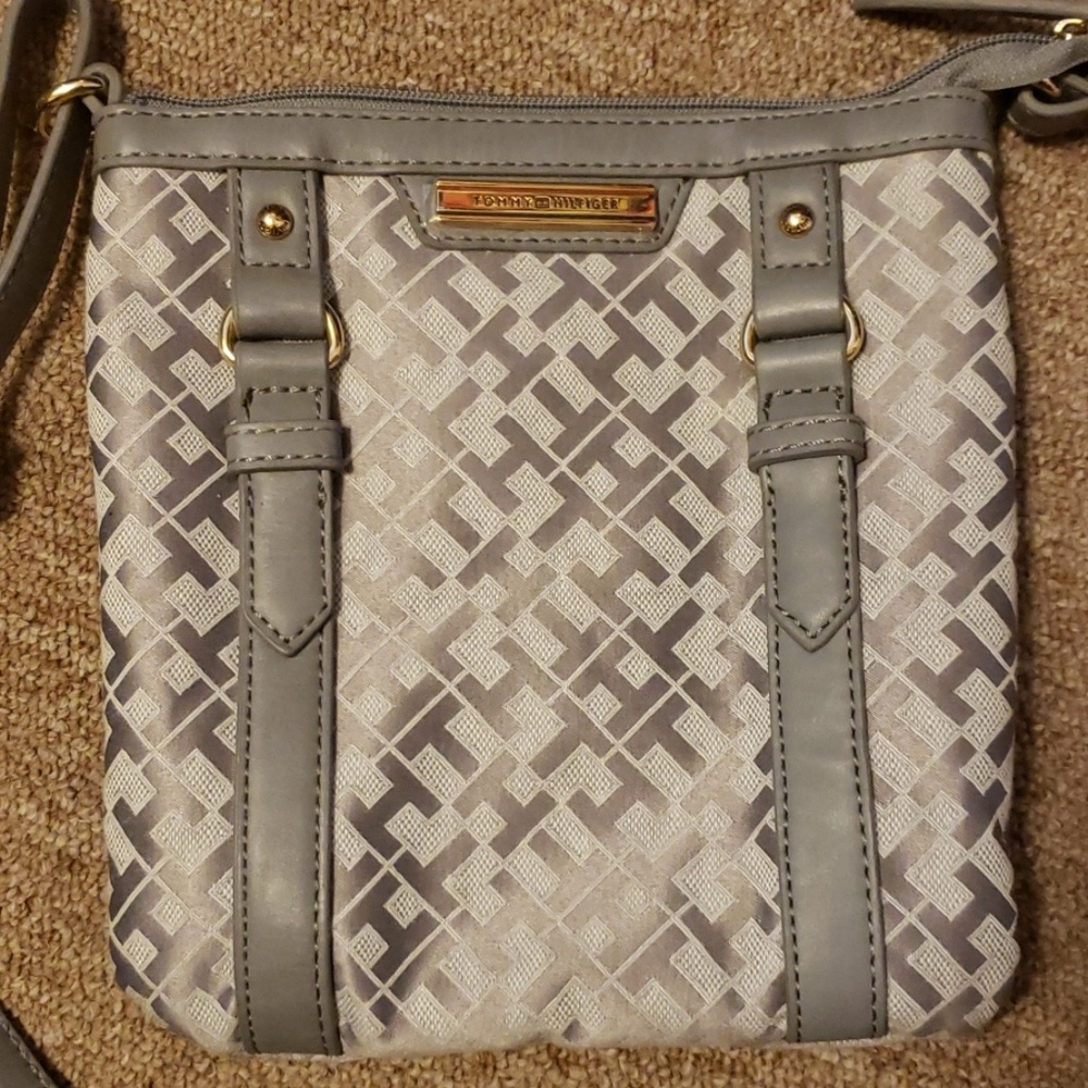 Tommy Hilfiger Crossbody Bag (Small)